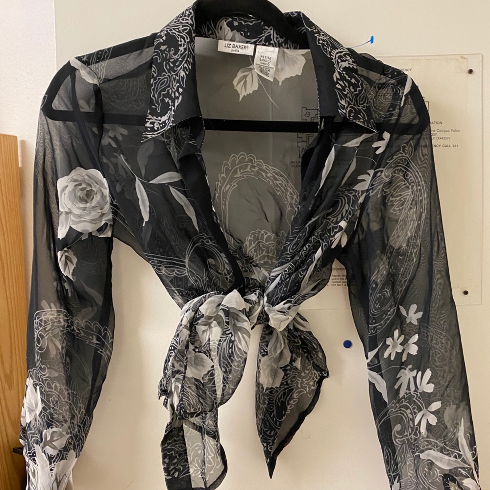Liz Baker top
